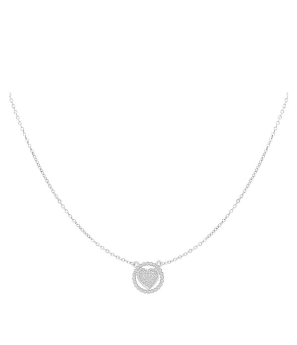 Have My Heart Ketting – Zilver De Have My Heart Ketting is een prachtig sieraad dat liefde en verbondenheid symboliseert. Deze elegante ketting is voorzien van een subtiele hanger in de vorm van een hart, waardoor het een betekenisvol accessoire is voor jezelf of als cadeau voor een geliefde. Gemaakt van hoogwaardig zilver, biedt deze ketting een luxe uitstraling en is comfortabel om te dragen. Perfect voor dagelijks gebruik of speciale gelegenheden, de Have My Heart Ketting voegt een vleugje romantiek toe aan elke outfit.