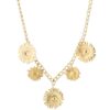 Straal als de zon met de Sunlit Charm Ketting. Deze prachtige gouden ketting is versierd met delicate zonnebloem- en madeliefjesbedels die een vleugje natuurlijke elegantie toevoegen aan je outfit. Het robuuste schakeldesign zorgt voor een trendy uitstraling, terwijl de bloemencharms een vleugje speelsheid brengen. Perfect te dragen als statement piece of om een zomerse flair toe te voegen aan elke look. Laat je stijl bloeien!